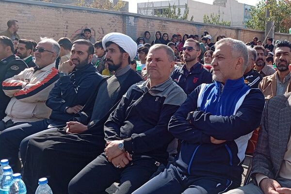  همایش بزرگ پیاده روی خانوادگی در نسیم‌شهر 