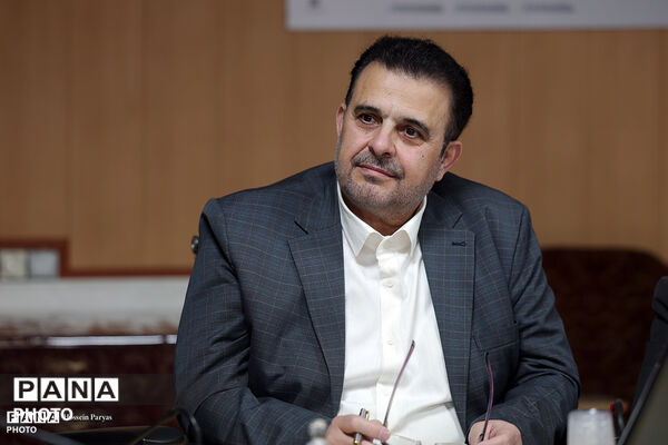 جلسه هماهنگی و هم افزایی بین دبیرخانه کمیسیون تخصصی توسعه آموزش عمومی قرآن کشور و معاونت آموزش متوسطه