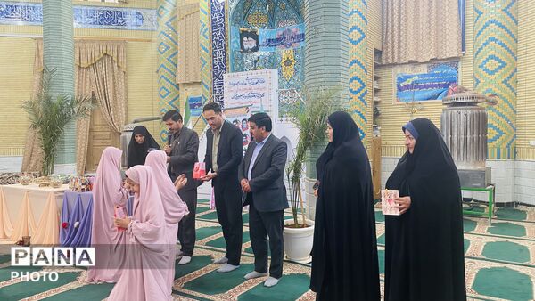 جشن ولادت حضرت معصومه(س) دختران دبستان عصمت