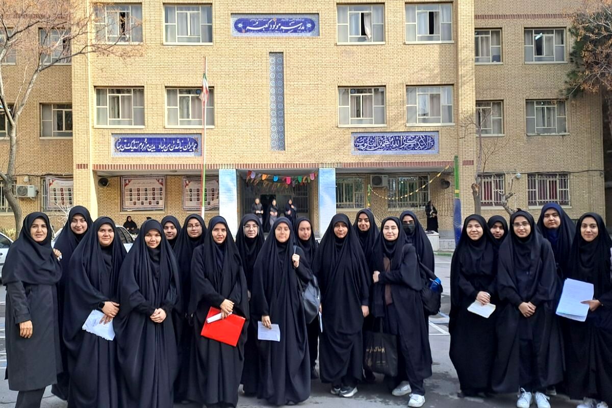  مسابقات قرآن و عترت دانش‌آموزی با حضور پرشور آینده‌سازان