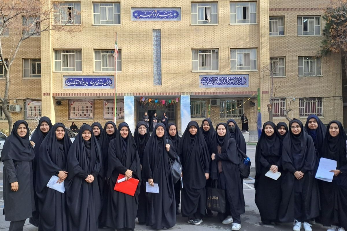  مسابقات قرآن و عترت دانش‌آموزی با حضور پرشور آینده‌سازان