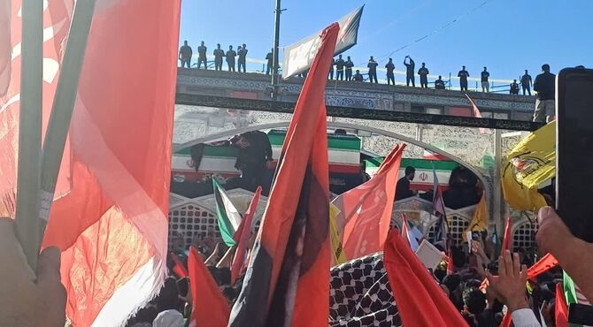 مشهد، در پناهِ نور؛ بدرقه رهبر به سوی ملکوت