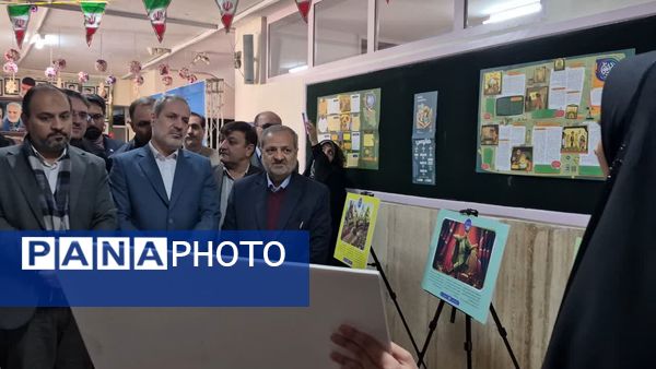 صدای انقلاب طنین انداز شد