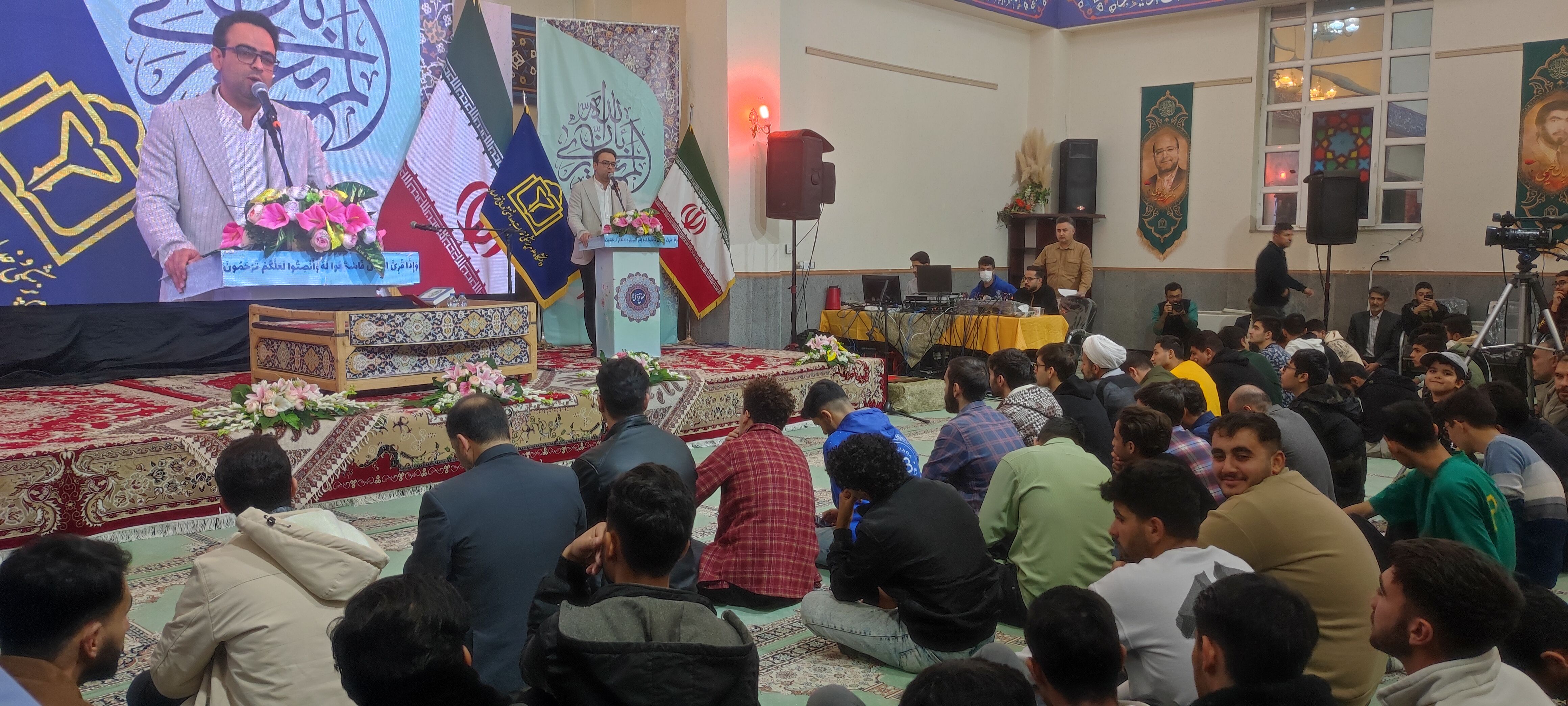 پدیده نوجوان قرآنی در محفل انس با قرآن کریم در دانشگاه علوم پزشکی خراسان شمالی