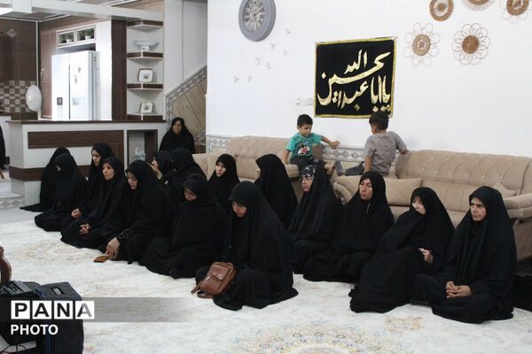  یادواره شهدای خانگی در منزل خواهر شهید والامقام علیرضا فخرانی