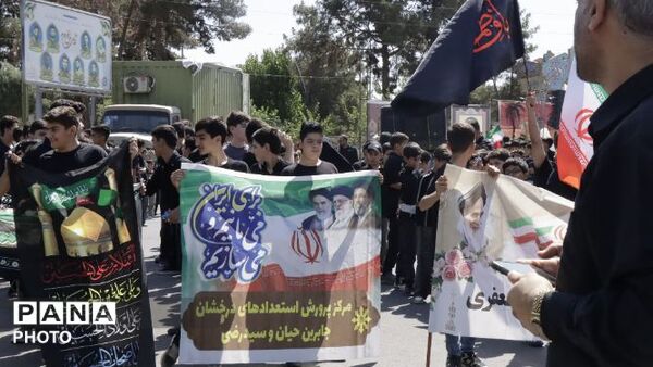 طنین نوای «احلی من العسل» در پاکدشت؛ تجدید میثاق دانش‌آموزان با نوجوان دشت کربلا