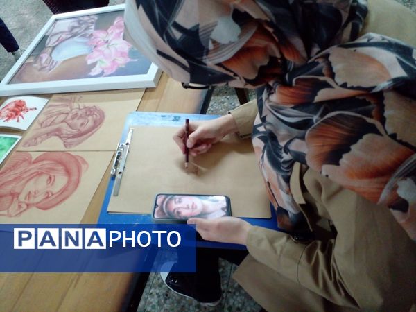برگزاری نمایشگاه مهارت‌محور دختران هنرستانی ملارد