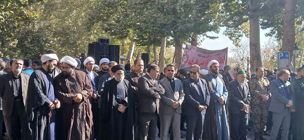 حضور پرشور مردم در راهپیمایی ۱۳ آبان طرقبه