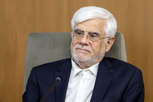 عارف: نگاه دولت چهاردهم اصلاح نظام آموزشی کشور است