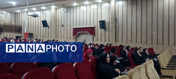 برگزاری کارگاه توانمندسازی مربیان مقطع ابتدایی در کانون شهید مطهری شهرستان فردیس 