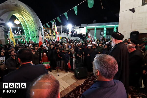 شب اربعین قائد امت اسلام در دانشگاه آزاد اسلامی مشهد
