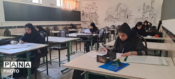 المپیاد علمی و مهارتی شهید محمودی پارسا در هنرستان حضرت زهرا(س) ناحیه 4 کرج 