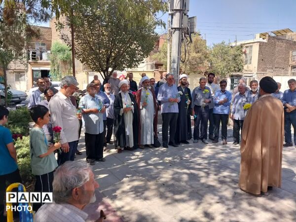 غبارروبی مزار شهید گمنام شهرک امام حسن(ع) قم