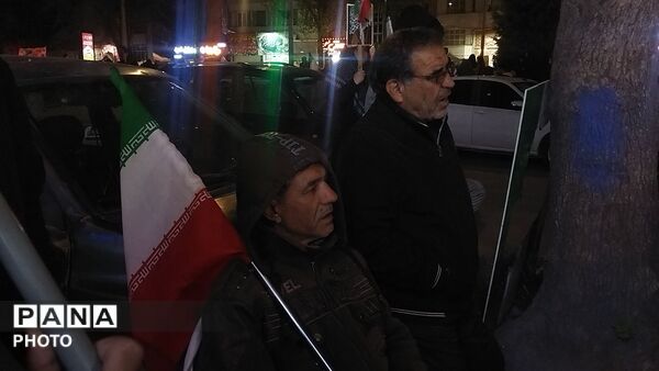 کافه گفتگو در بلوار فضل نیشابور 