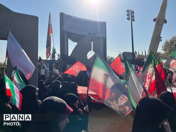 تجمع بزرگ اساتید جان فدای  دانشگاه های مشهد 