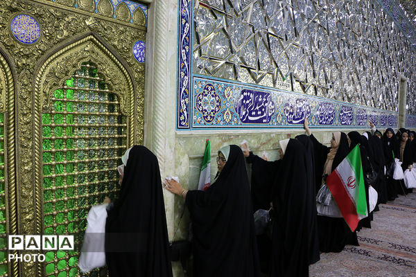 جشن ازدواج طلبگی ۲۰۰ زوج در حرم حضرت معصومه(س)