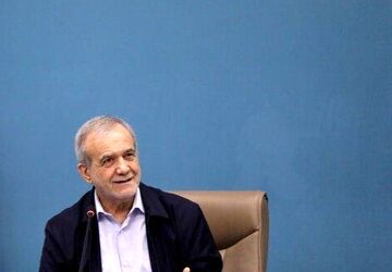 دست در دست هم ایران‌مان را سربلند از طوفان‌ها عبور دهیم
