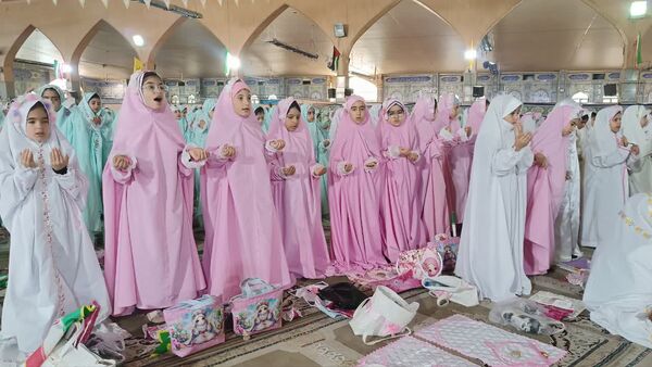 جشن بندگی در دهه فجر