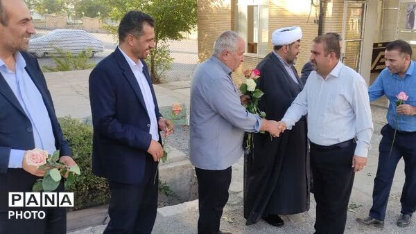 هفته دولت با تکریم کارکنان کیار