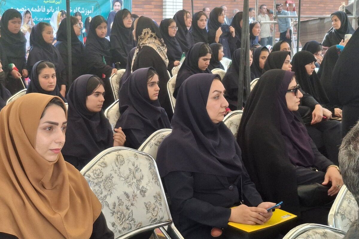 افتتاحیه مدرسه خیّری بانو منصوری در روستای زمان آباد 