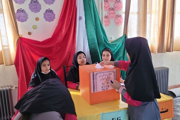 از کلاس تا صندوق رأی؛ تمرین مسئولیت در مدارس فشافویه