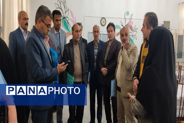 اجلاس استانی ویژه مدیران دبیرستان‌های نمونه دولتی و شبانه‌روزی استان خراسان رضوی در دبیرستان دخترانه شهید مجید دهنوی