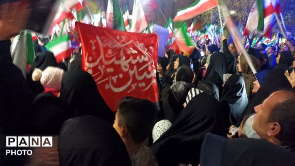 تجمع مردم غیور در مسجد جامع شهرستان نیشابور 