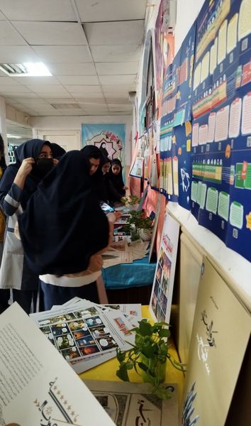 پایان نمایشگاه ایرانمون در مدرسه شهدای فرهنگی ۲ خرم آباد 