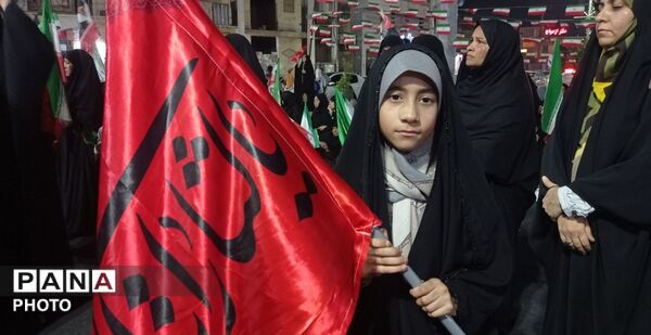 میناب در میدان شهدا، در پناه نور مجتبی(ع)