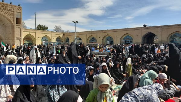 برگزاری نماز عید فطر در شهرستان نیشابور 