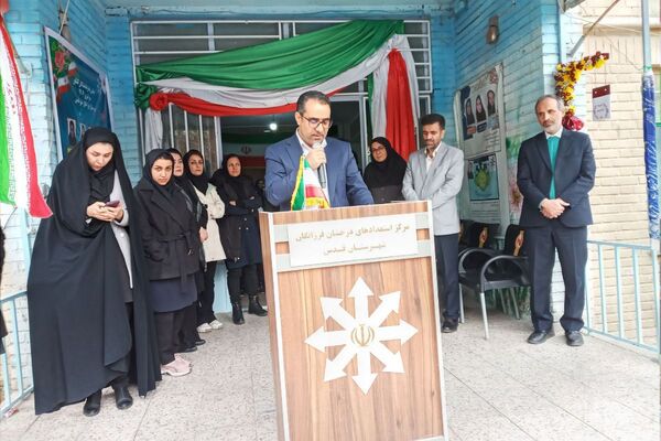  مراسم نواخته شدن زنگ پژوهش در فرزانگان قدس