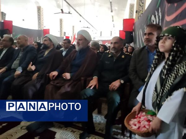 نخستین رژه دختران فاطمی در مینودشت 