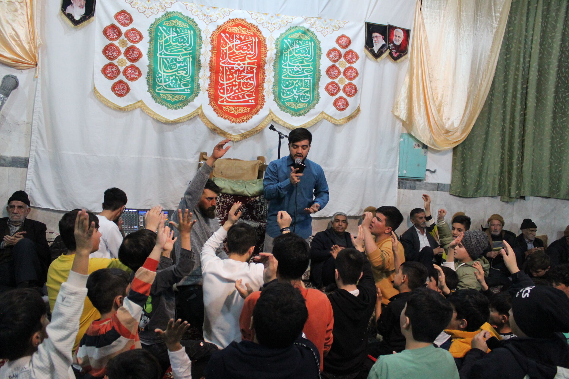 جشن ولادت امام حسین (ع) در شهر درق 