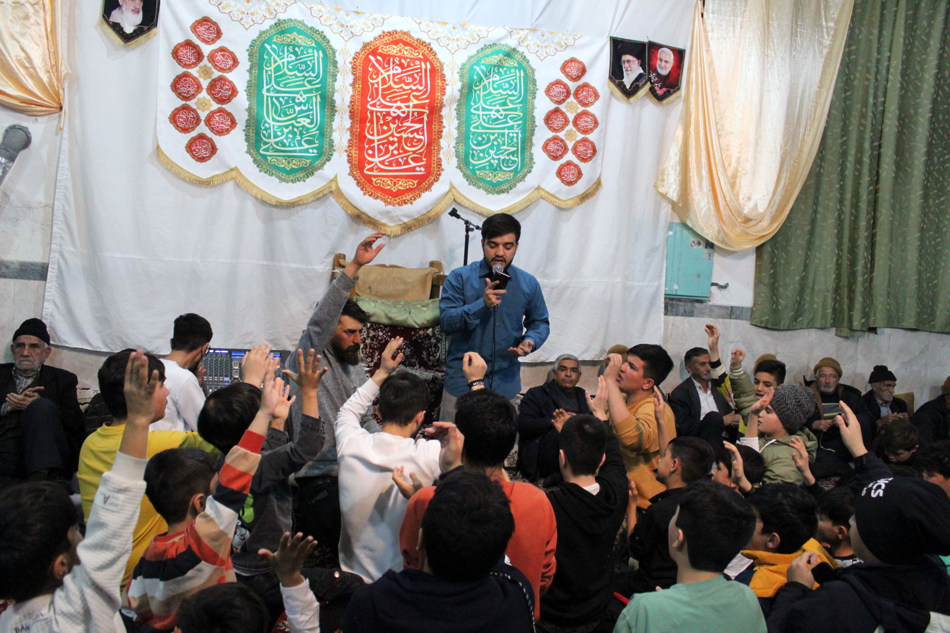 جشن ولادت امام حسین (ع) در شهر درق 