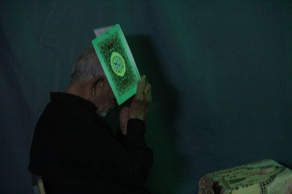 احیای شب بیست و یکم ماه رمضان در امامزاده سید جعفر یزد