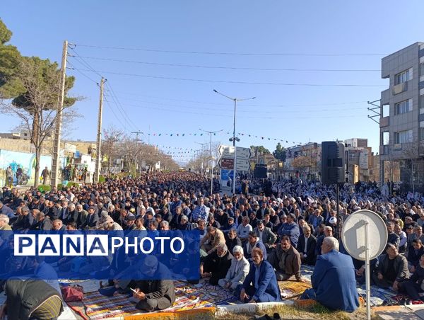 شکوه بندگی در قاب پانا 