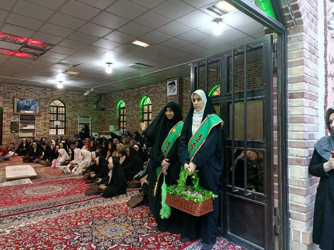 جشن میلاد کریم اهل بیت (ع) در بوستان زیتون تهران 