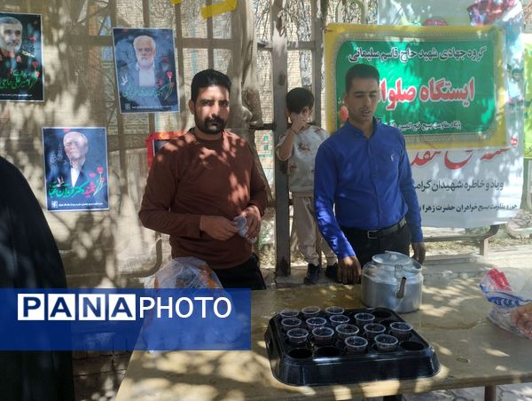 میز خدمت آموزش و پرورش باخرز در نماز جمعه