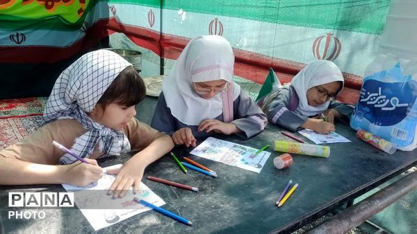 رزمایش بانوان جانفدای ایران در شهر آوه