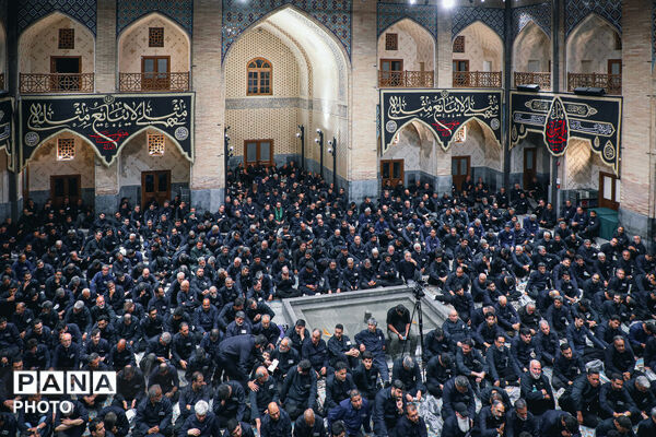 عزاداری اصناف و بازاریان مشهد در حرم مطهر رضوی