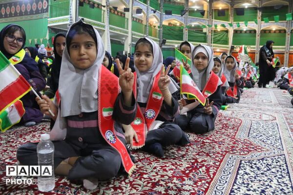 تجلی همدلی و شور میهن‌دوستی در دومین همایش «وطن‌یار»