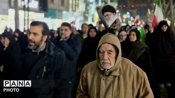 بیعت مردم فردیس با رهبر جدید انقلاب 