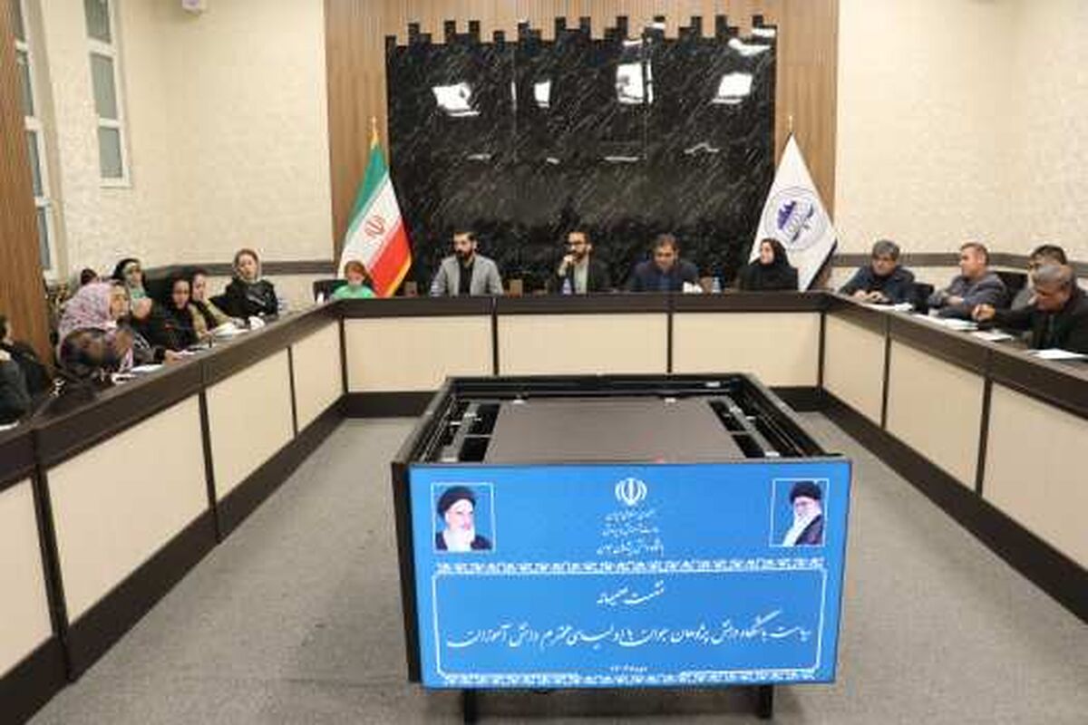 راه‌اندازی کمیته ارتباط با فارغ‌التحصیلان و تقویت ارتباط نخبگان با صنعت و نهادهای علمی