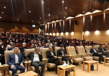 همایش رؤسای انجمن اولیاء و مربیان مدارس ناحیه۷مشهد