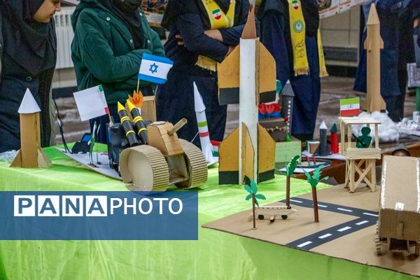 جشنواره دانش‌آموزی دور‌ریختنی‌ها توسط پیشتازان سازمان دانش‌آموزی محلات