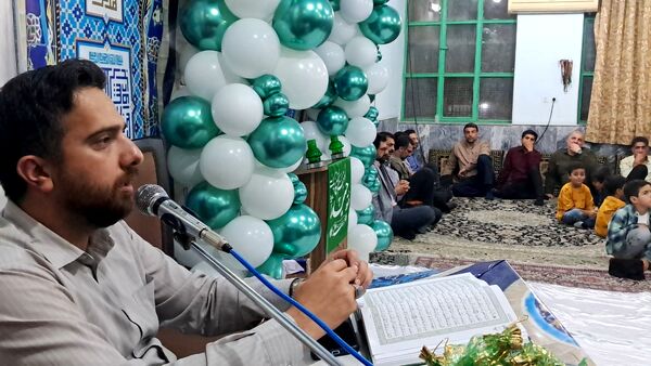 مجمع قاریان و حافظان قرآن دارالقرآن الثقلین در حسینیه ارشاد