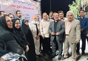 طنین «پیوند آسمانی» در میدان بهشت منطقه ۱۶ جشن باشکوه زوج‌های جوان