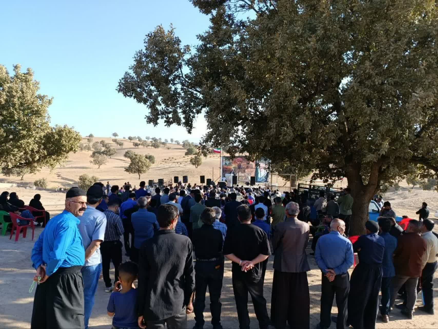 راه شهدا خاموش‌شدنی نیست؛ دشمنان بدانند مردم پای وطن ایستاده‌اند