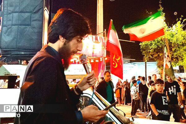 نماز استغاثه و پرچم‌افرازی مردم محله امرآباد شهرستان ورامین 