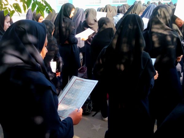 برگزاری مراسم ختم قرآن در دبیرستان دخترانه فاطمیه